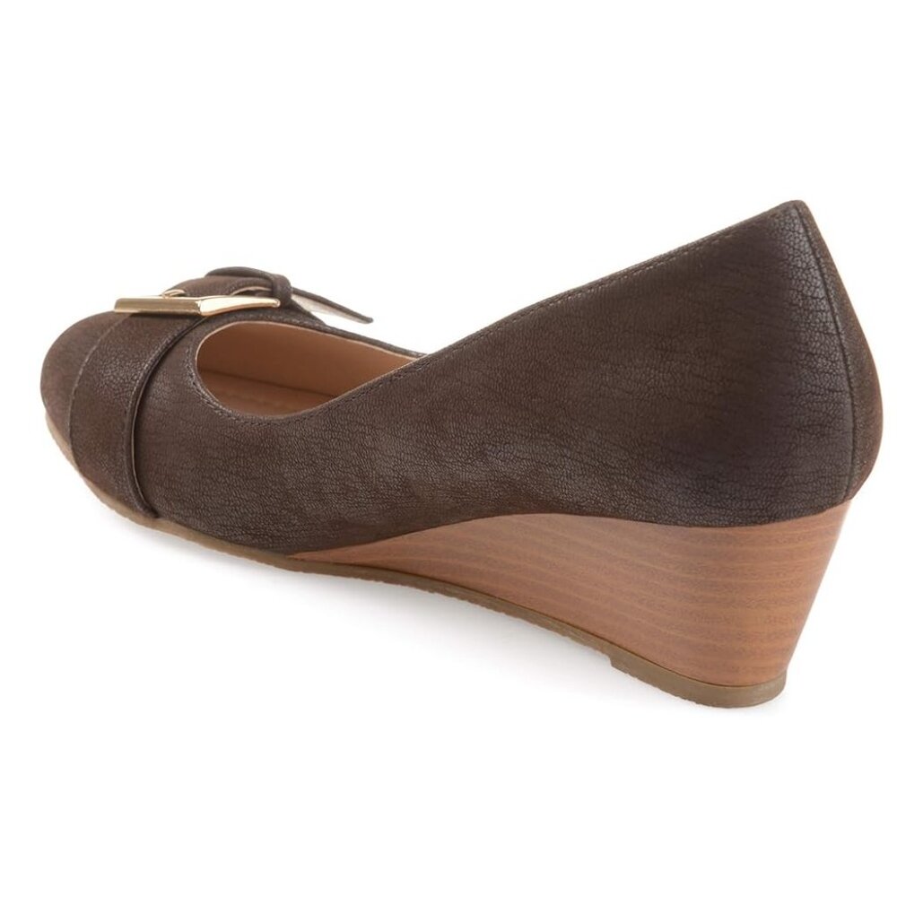 NiB Brinley Co. Women Grayson Faux Suede Slip On Heels Brown Size 7 M $70 RY1403 - Picture 2 of 4